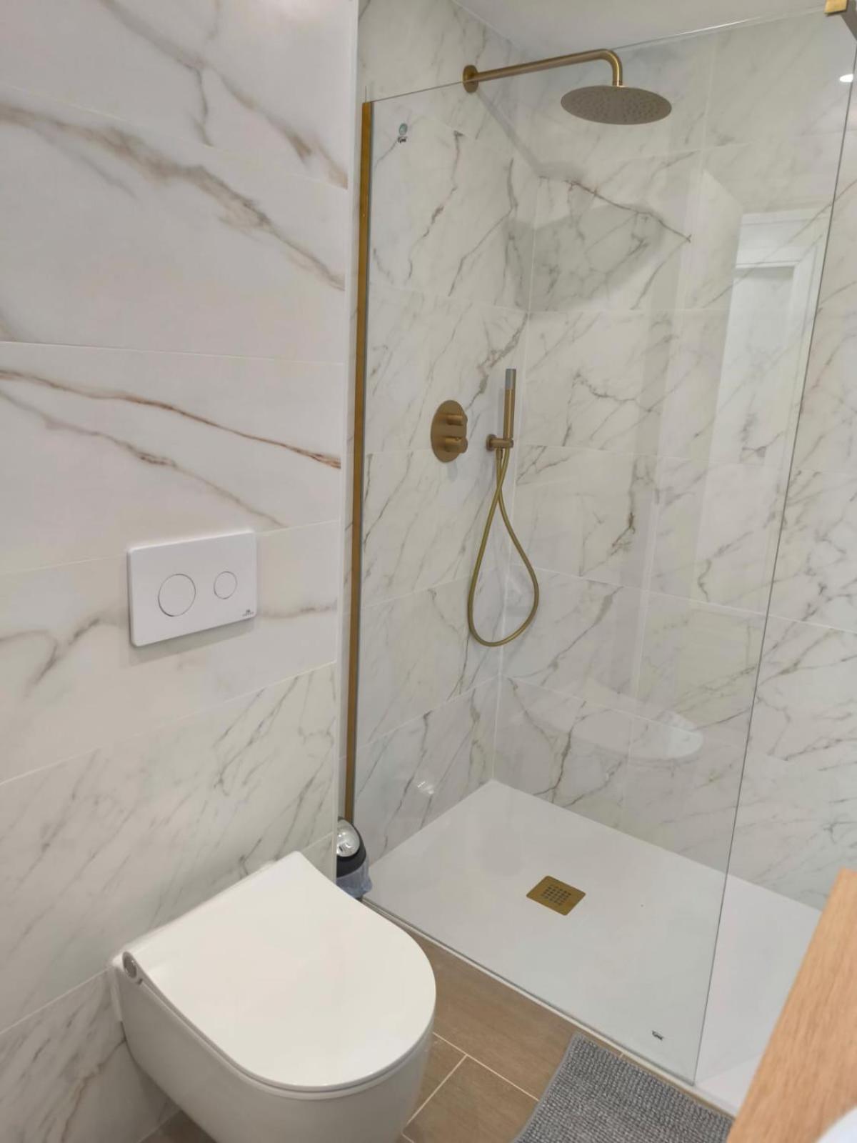 Bonito Piso Zonas 1'5 Del Centro Apartment Pamplona Ngoại thất bức ảnh